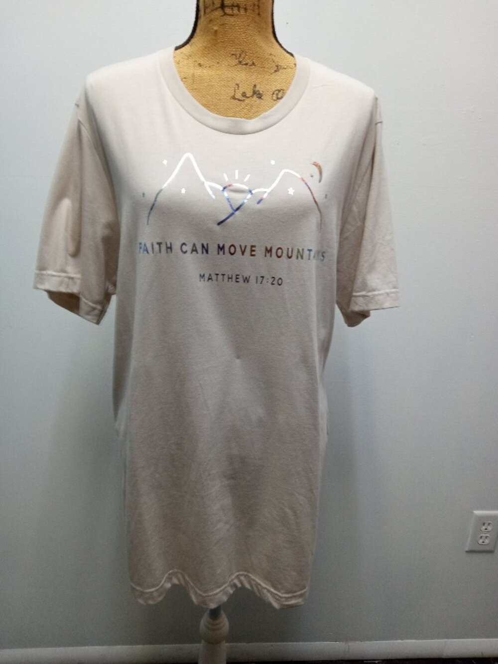 T-Shirt "Faith Can Move Mountains" Matthew 17:20-OMG1306